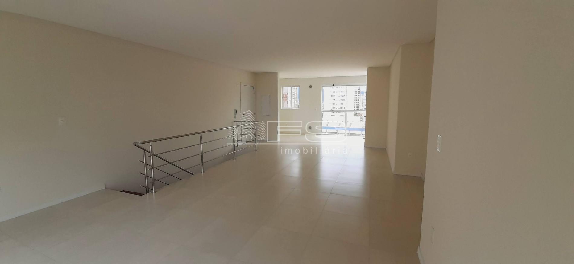 Apartamento com 3 Dormitórios à venda, 137 m² por R$ 975.800,00