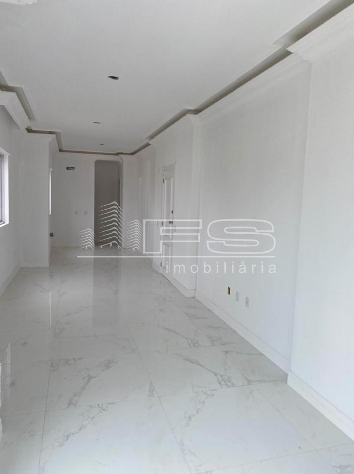 Apartamento com 3 Dormitórios à venda, 178 m² por R$ 1.050.000,00
