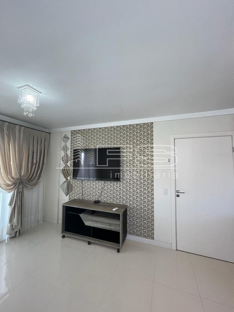 Apartamento com 2 Dormitórios à venda, 76 m² por R$ 625.000,00