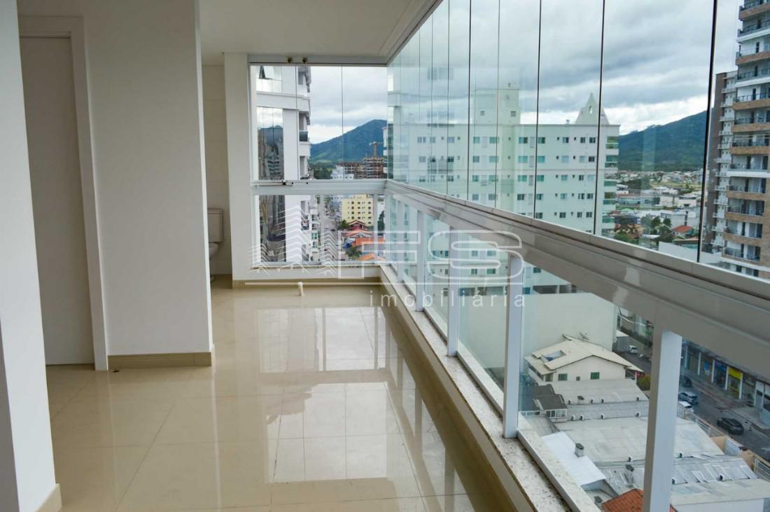 Apartamento com 4 Dormitórios à venda, 234 m² por R$ 1.899.000,00