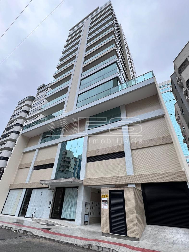 Apartamento com 3 Dormitórios à venda, 143 m² por R$ 1.900.000,00