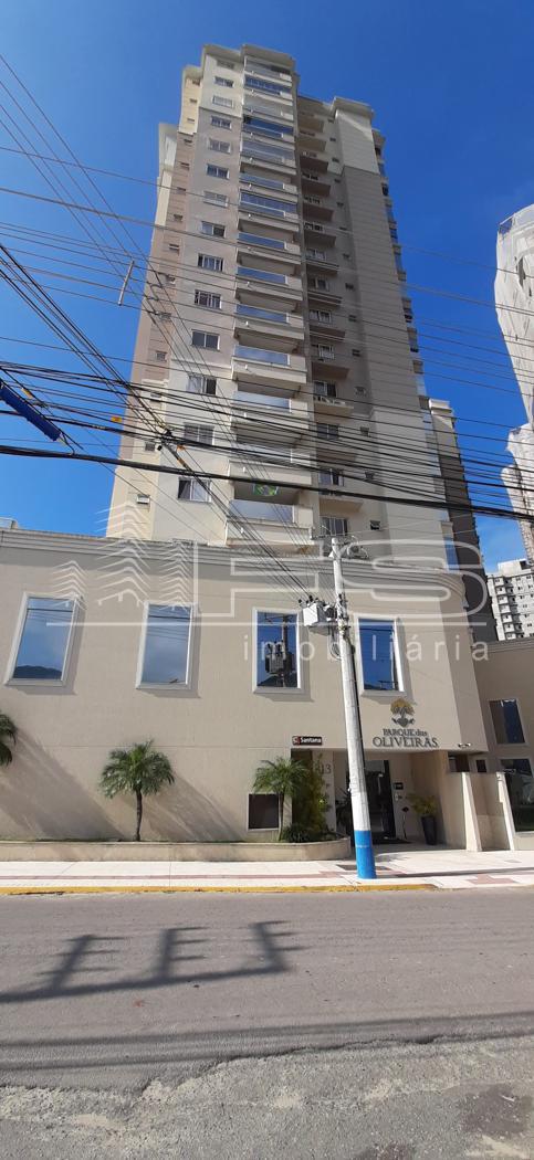 Apartamento com 2 Dormitórios à venda, 69 m² por R$ 750.000,00