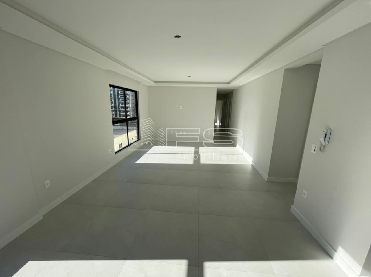 Apartamento com 3 Dormitórios à venda, 125 m² por R$ 934.819,00