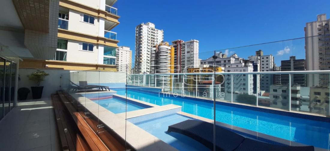 Apartamento com 4 Dormitórios à venda, 200 m² por R$ 1.650.000,00
