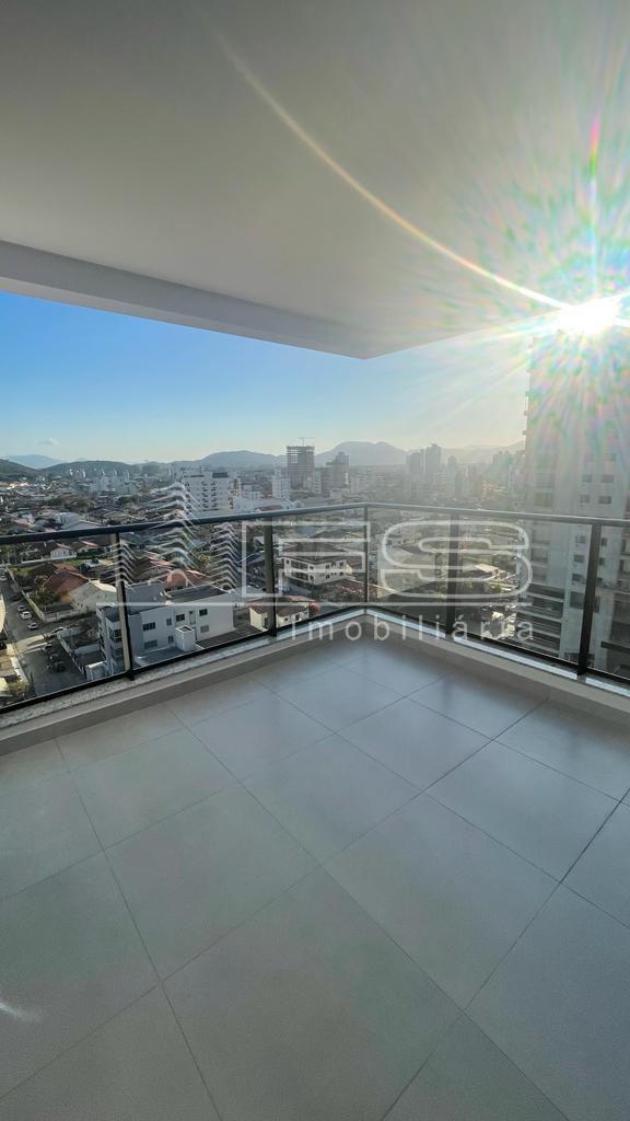 Apartamento com 3 Dormitórios à venda, 105 m² por R$ 1.530.000,00