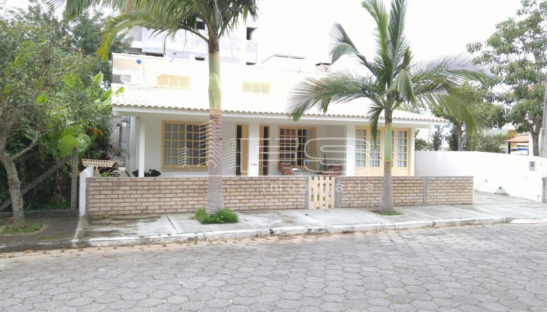 Casa com 3 Dormitórios à venda, 140 m² por R$ 1.700.000,00