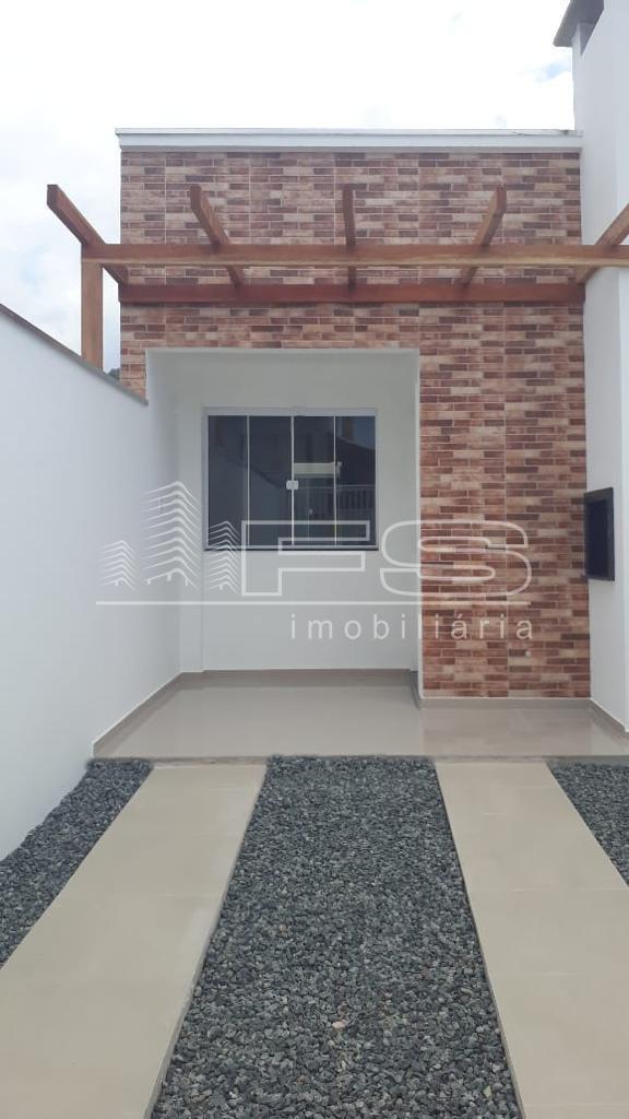 Casa com 2 Dormitórios à venda, 62 m² por R$ 330.000,00