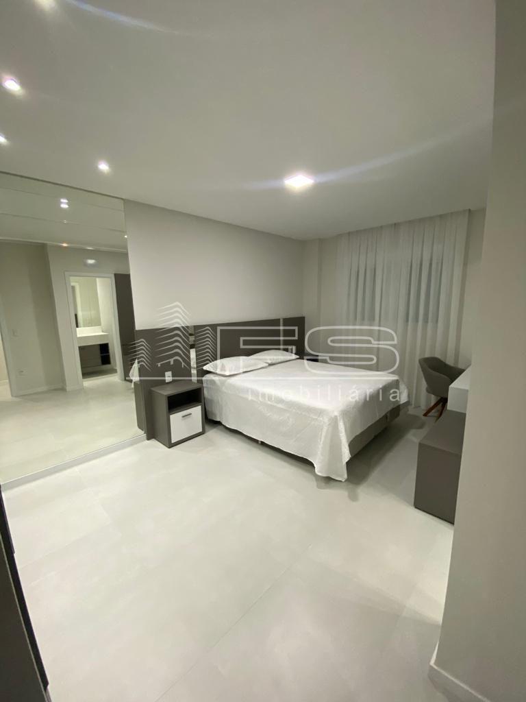 Apartamento com 3 Dormitórios à venda, 134 m² por R$ 1.250.000,00