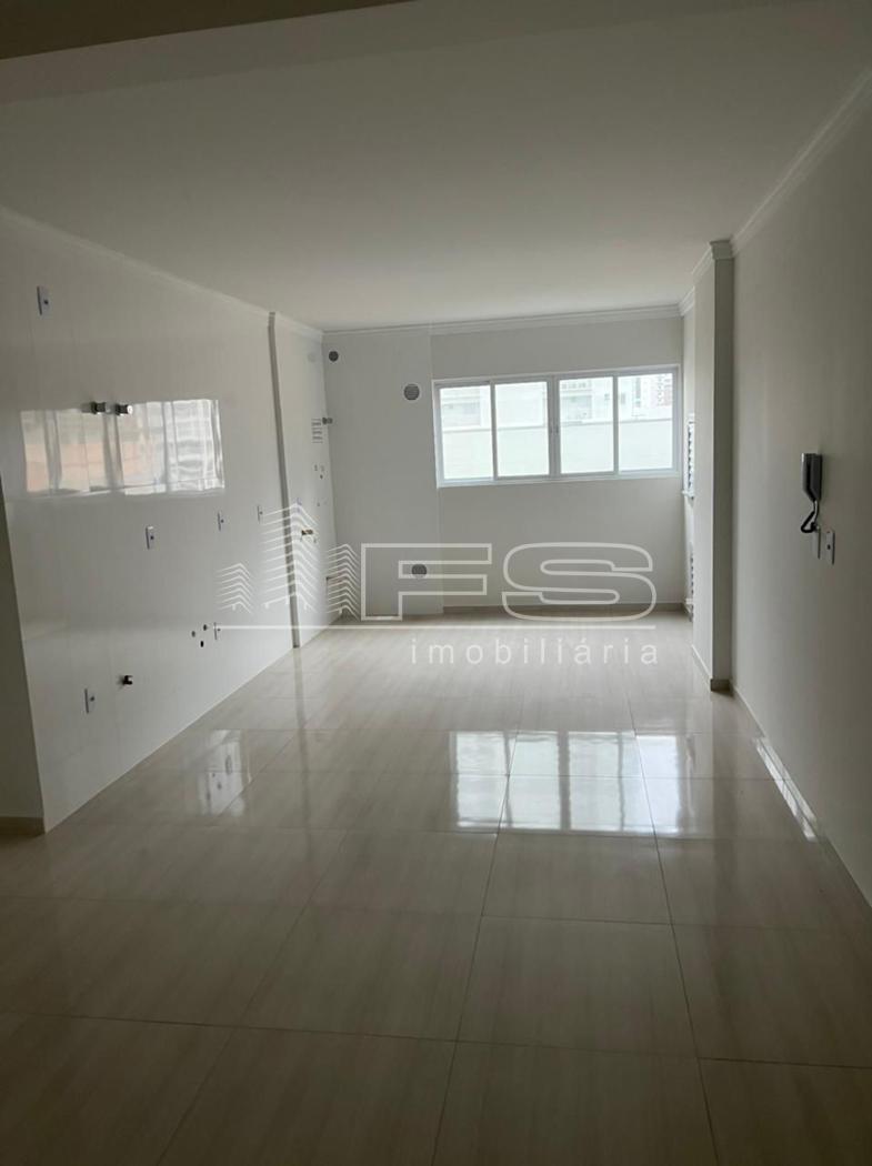Apartamento com 2 Dormitórios à venda, 67 m² por R$ 590.000,00