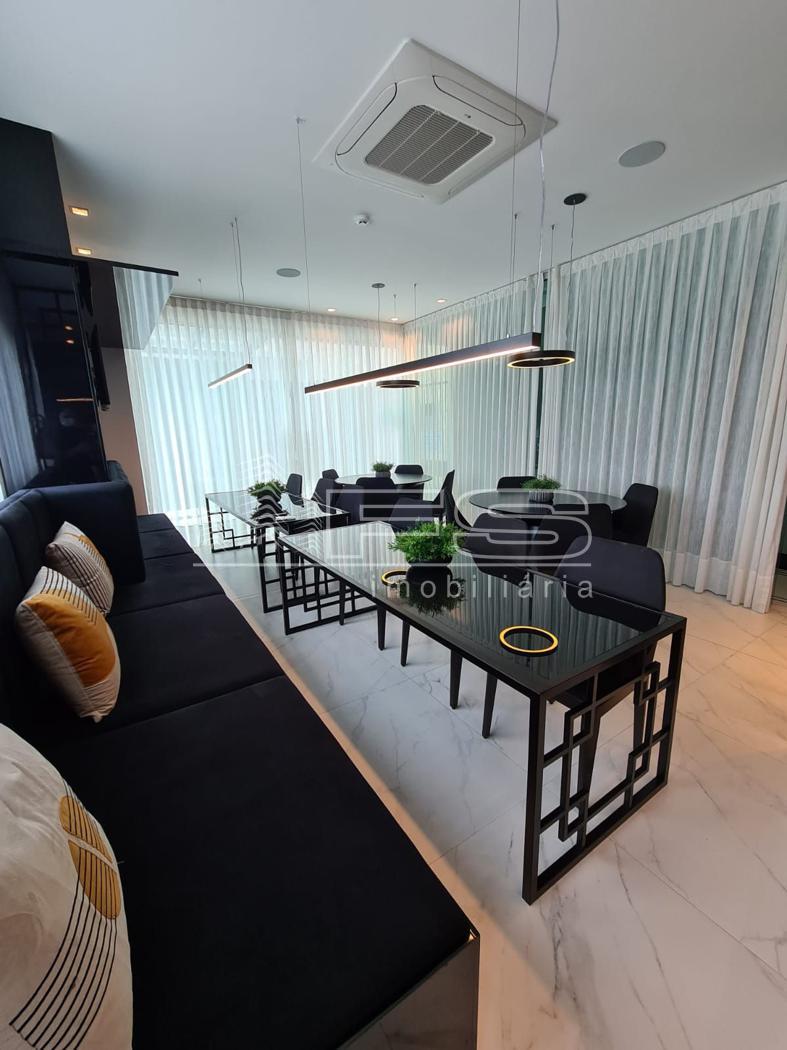 Apartamento com 2 Dormitórios à venda, 66 m² por R$ 590.000,00