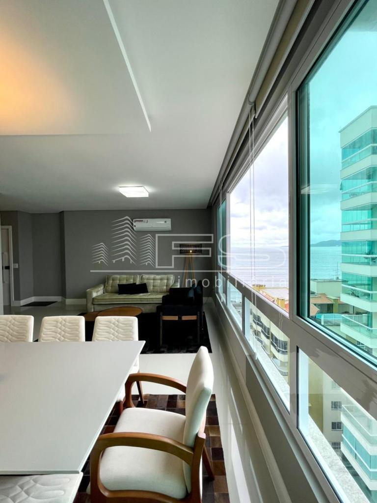 Apartamento com 4 Dormitórios à venda, 223 m² por R$ 3.900.000,00