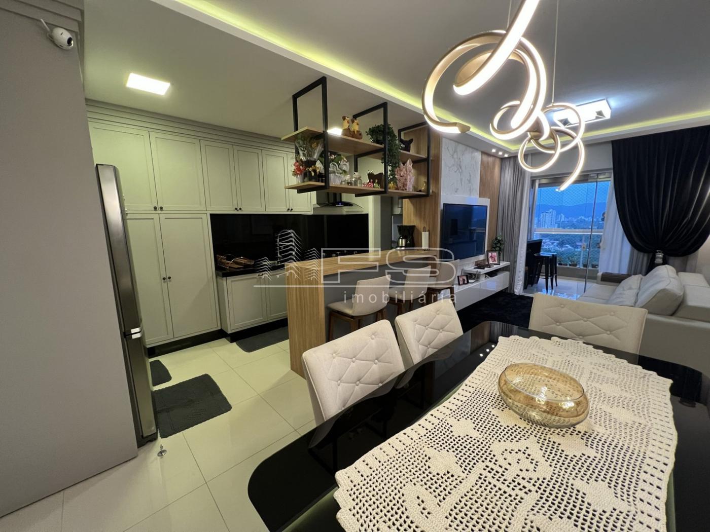 Apartamento com 2 Dormitórios à venda, 85 m² por R$ 1.097.000,00