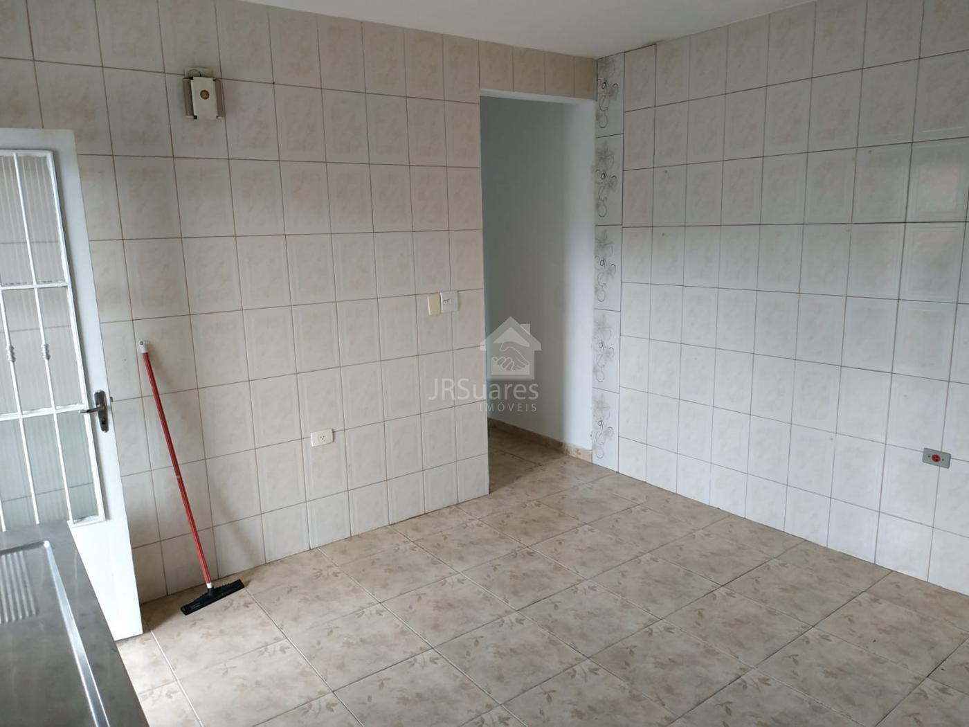 Casa para alugar com 2 quartos, 120m² - Foto 8