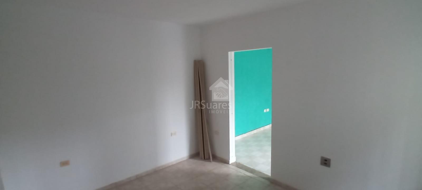 Casa para alugar com 2 quartos, 120m² - Foto 13