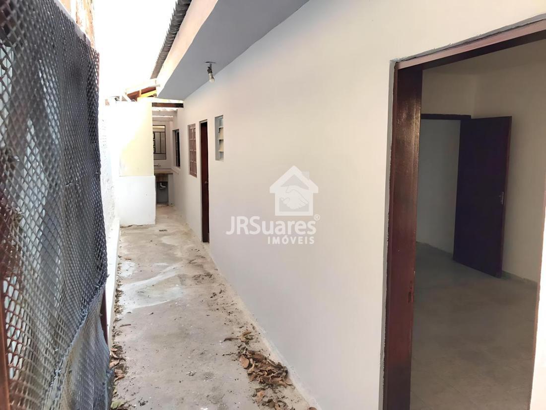 Casa para alugar com 2 quartos, 40m² - Foto 10