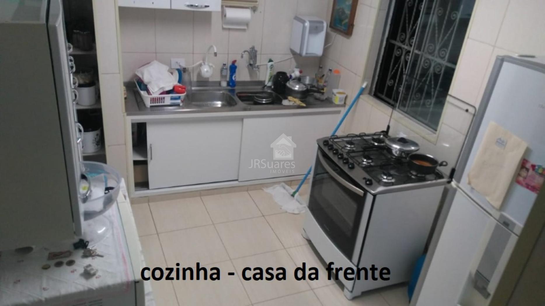 Casa à venda com 5 quartos, 150m² - Foto 2