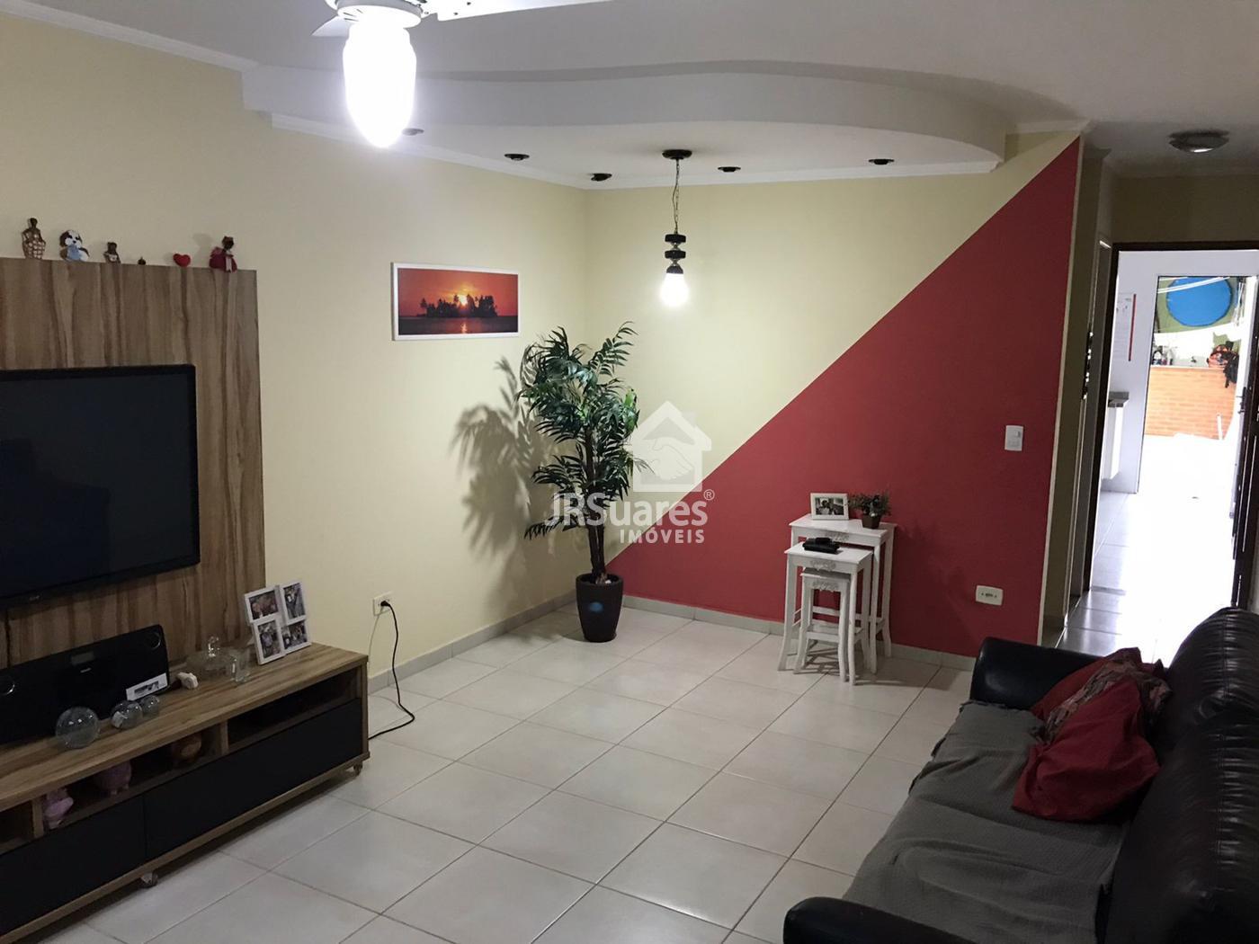 Casa à venda com 3 quartos, 90m² - Foto 1