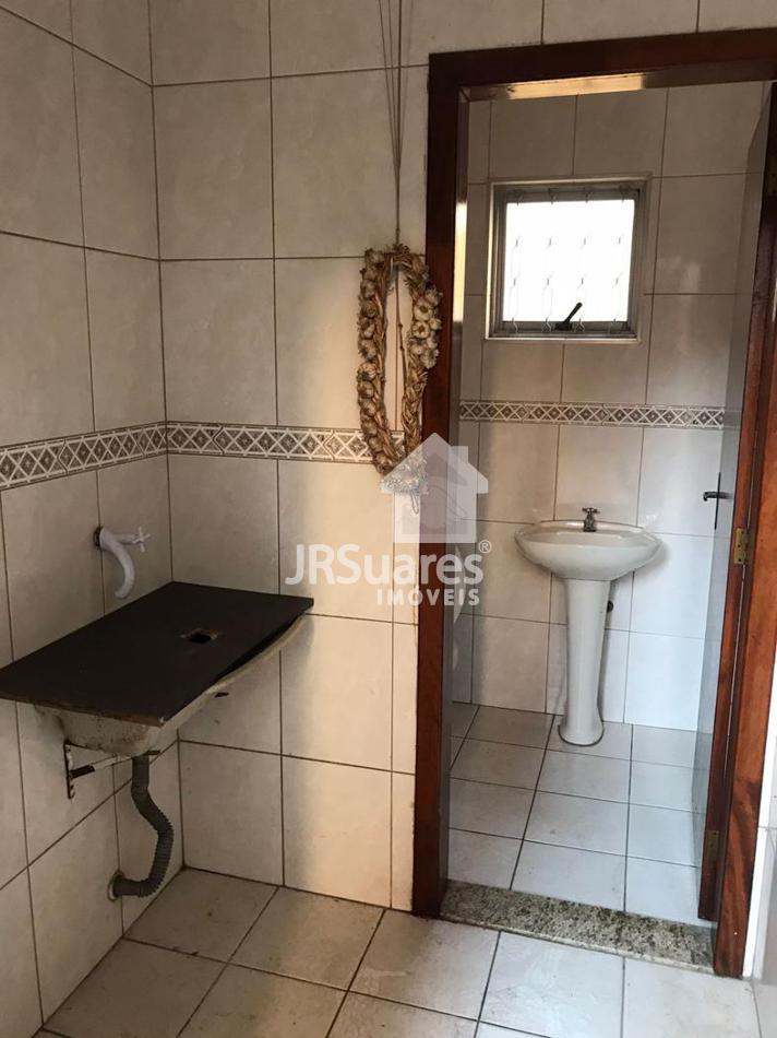 Casa à venda com 3 quartos, 100m² - Foto 7