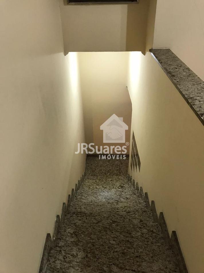 Casa à venda com 3 quartos, 100m² - Foto 25