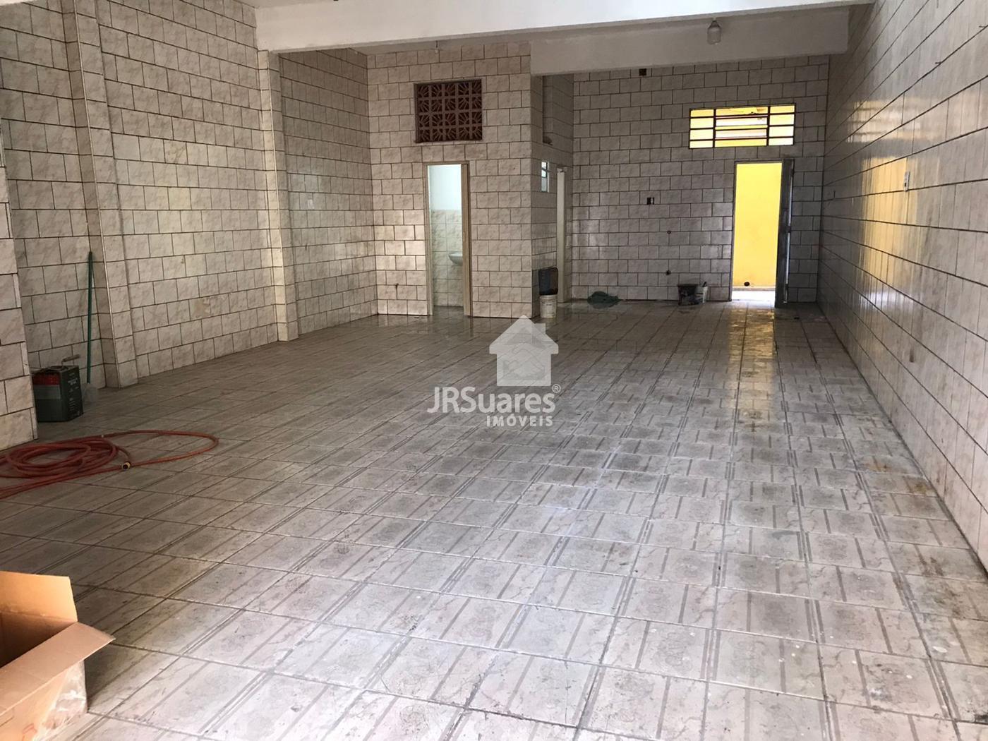 Casa à venda com 3 quartos, 100m² - Foto 32