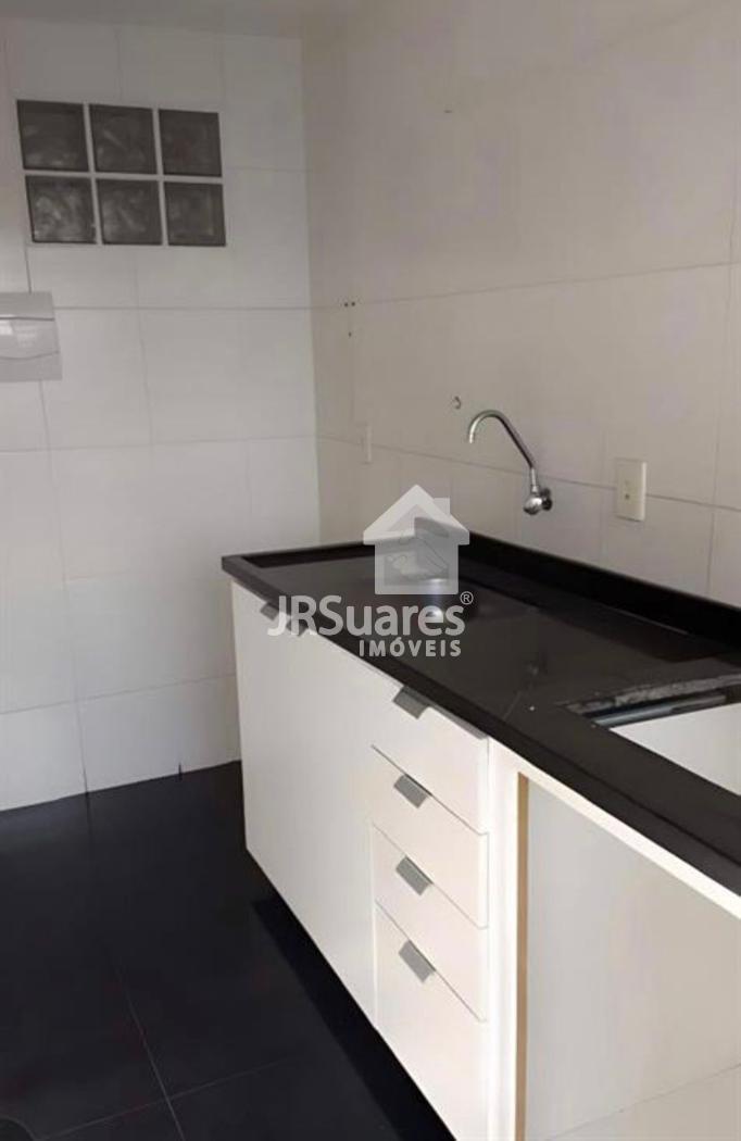 Apartamento à venda com 2 quartos, 50m² - Foto 4