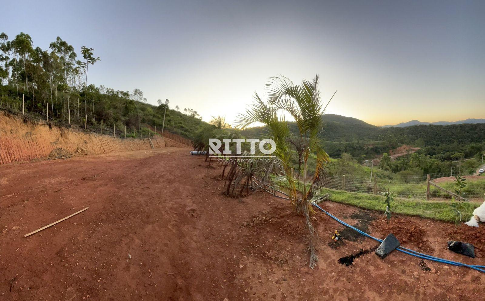 Fazenda/Sítios/Chácaras de 1823m² no bairro MOURA, em Canelinha | Eu Corretor