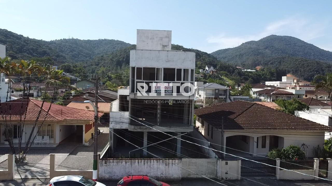 Loja / Salão / Ponto Comercial de 301m² no bairro CENTRO, em Nova Trento | Eu Corretor