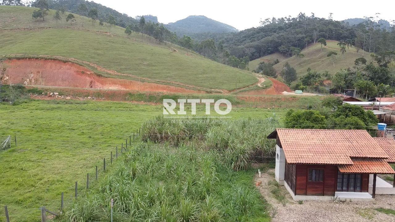 Lote/Terreno de 1118m² no bairro FERNANDES, em São João Batista | Eu Corretor