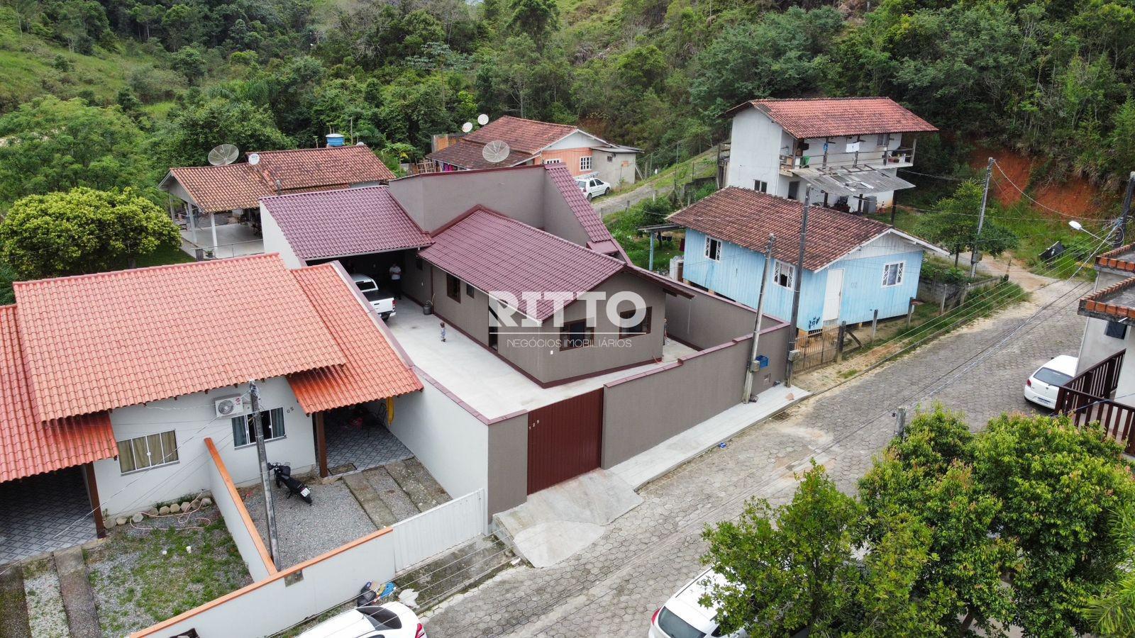 Casa de 3 quartos, 290m² no bairro RIBANCEIRA, em São João Batista | Eu Corretor