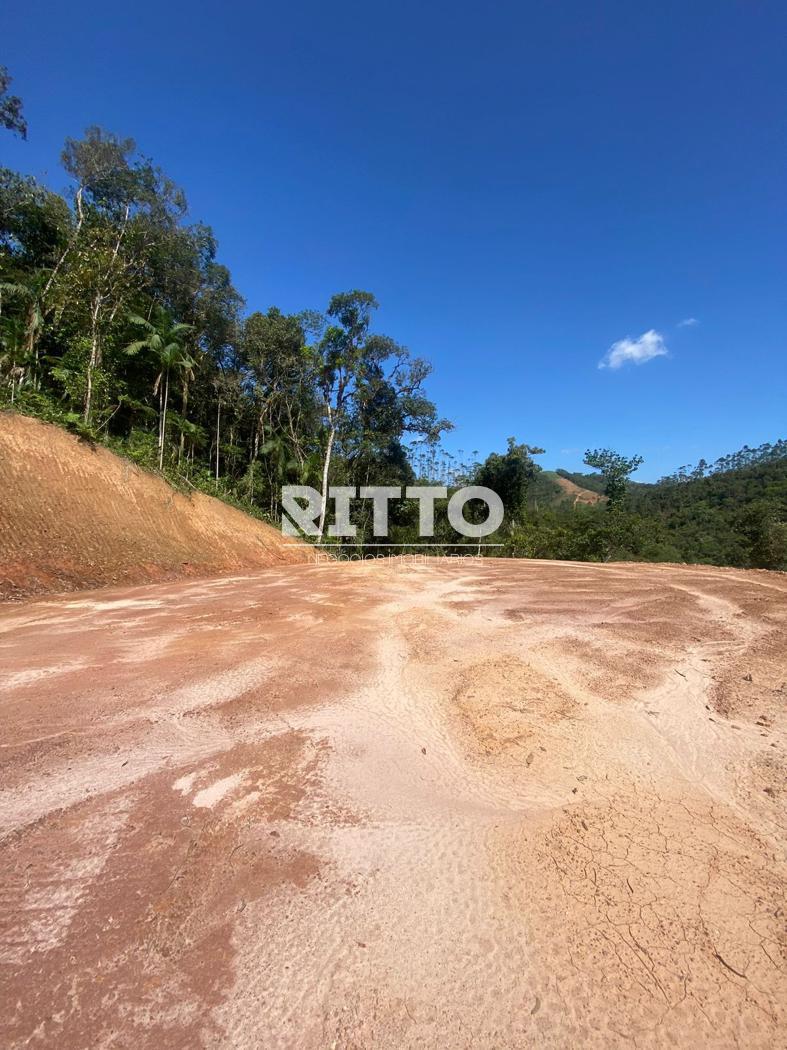 Fazenda/Sítios/Chácaras de 25650m² no bairro BAIRRO DA VELHA, em Nova Trento | Eu Corretor