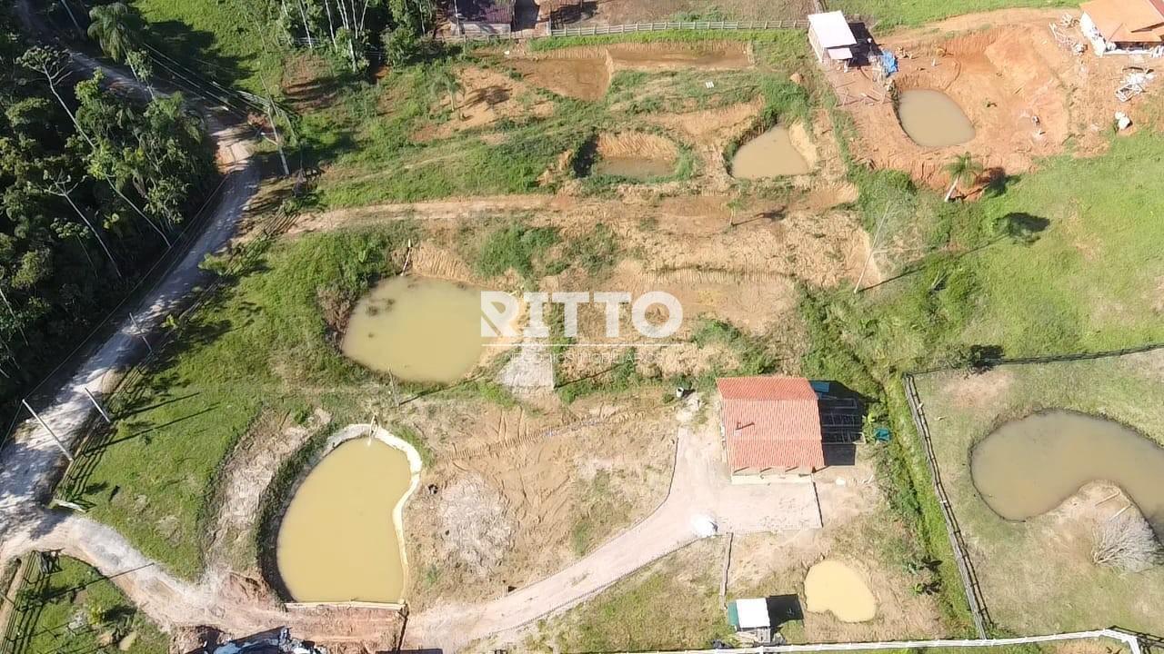 Fazenda/Sítios/Chácaras de 1981m² no bairro MOURA, em Canelinha | Eu Corretor