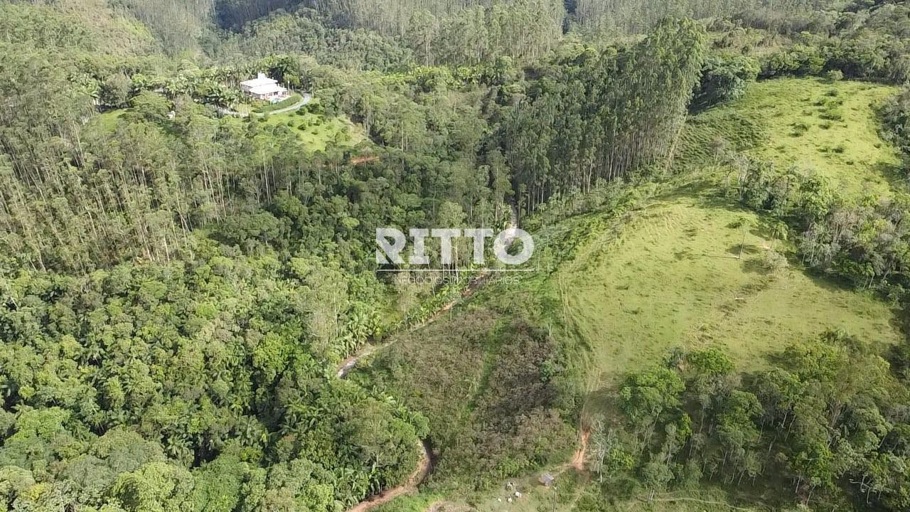 Fazenda/Sítios/Chácaras de 30000m² no bairro MOURA, em Canelinha | Eu Corretor