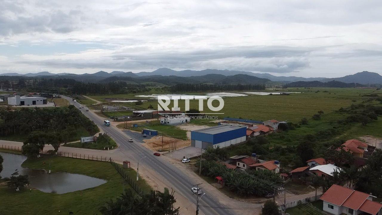 Loja / Salão / Ponto Comercial de 490m² no bairro Nova Descoberta, em Tijucas | Eu Corretor