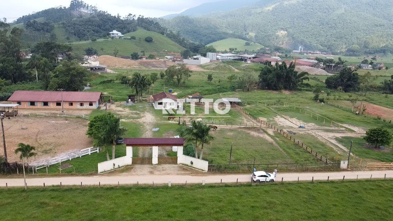 Fazenda/Sítios/Chácaras de no bairro GALERA, em Canelinha | Eu Corretor