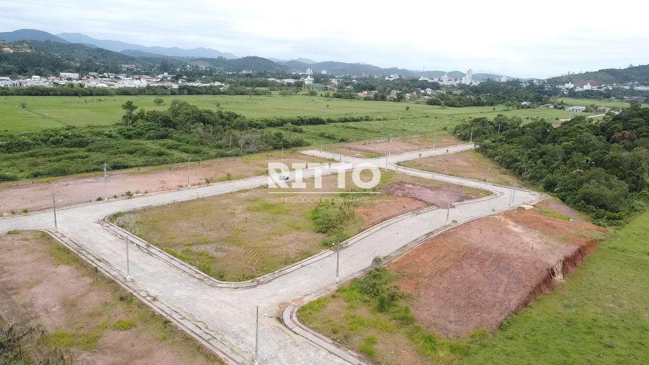 Lote/Terreno de 334m² no bairro TAJUBA 1, em São João Batista | Eu Corretor