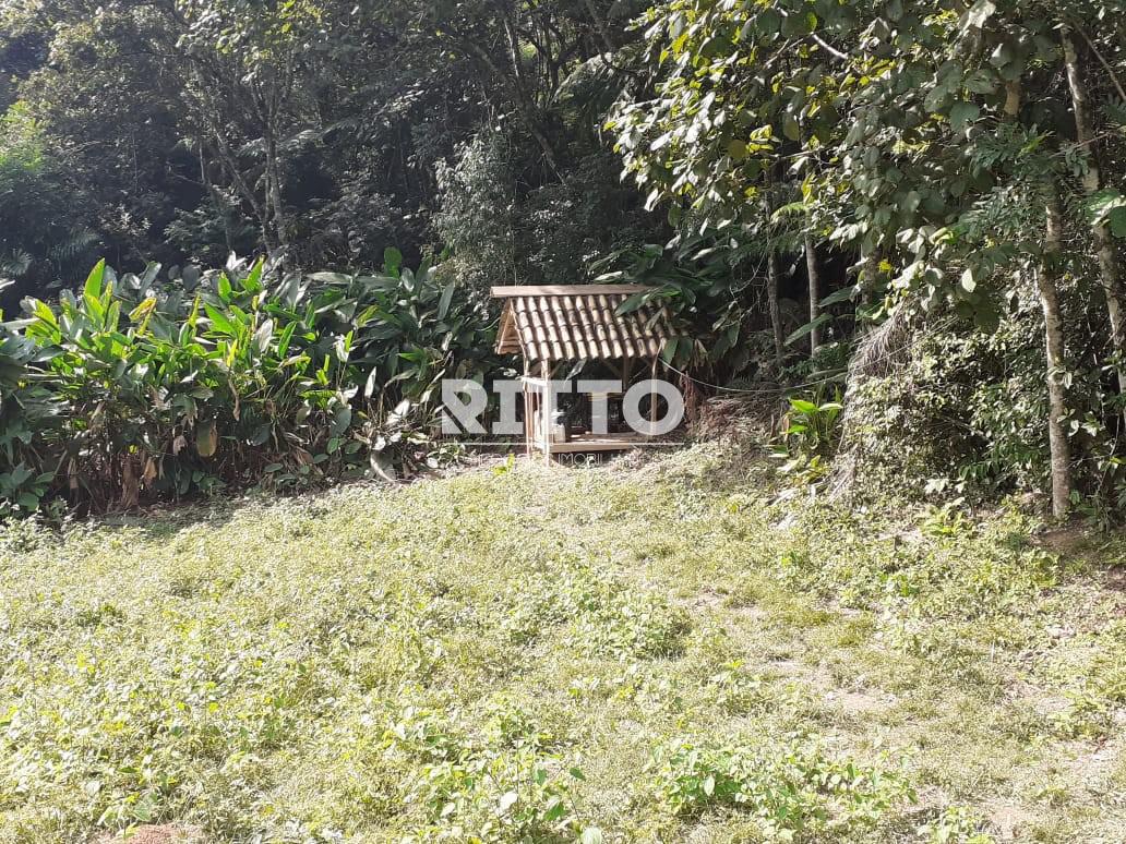 Fazenda/Sítios/Chácaras de 200000m² no bairro Bairro não informado, em Leoberto Leal | Eu Corretor