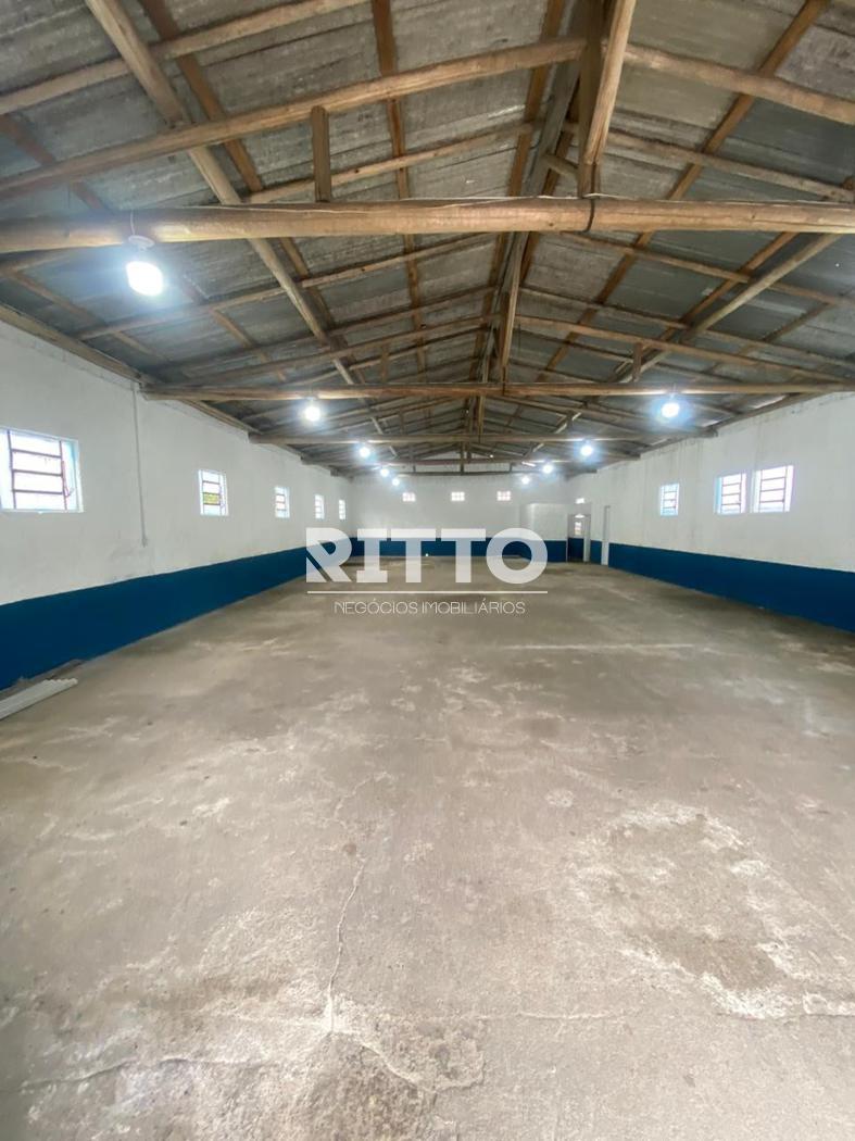 Loja / Salão / Ponto Comercial de 360m² no bairro CARDOSO, em São João Batista | Eu Corretor