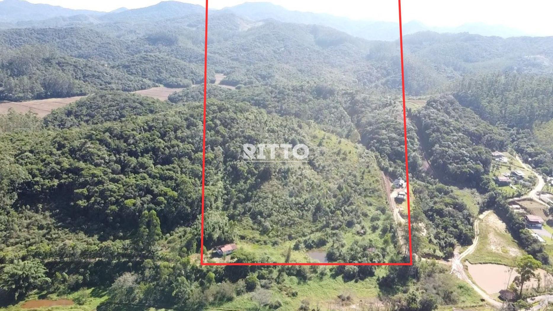 Fazenda/Sítios/Chácaras de 350000m² no bairro MOURA, em Canelinha | Eu Corretor