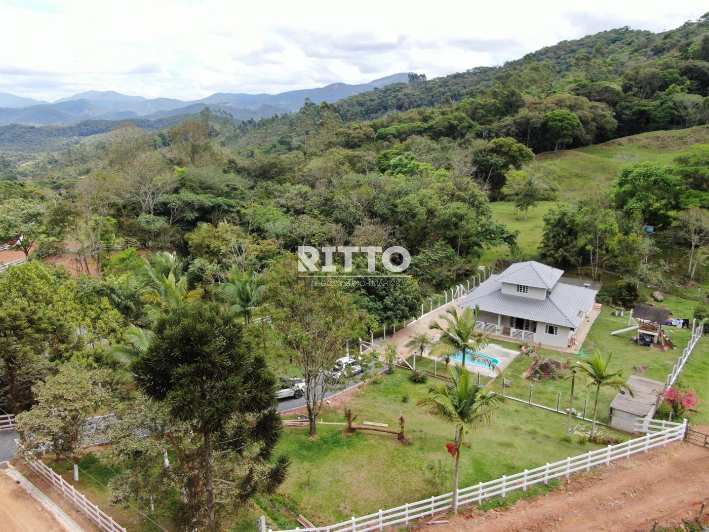 Lote/Terreno de 3616m² no bairro MOURA, em Canelinha | Eu Corretor