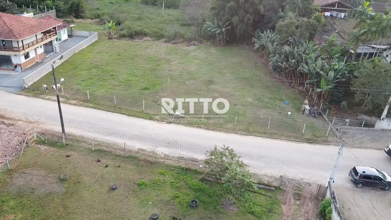 Lote/Terreno no bairro KREQUER, em São João Batista | Eu Corretor