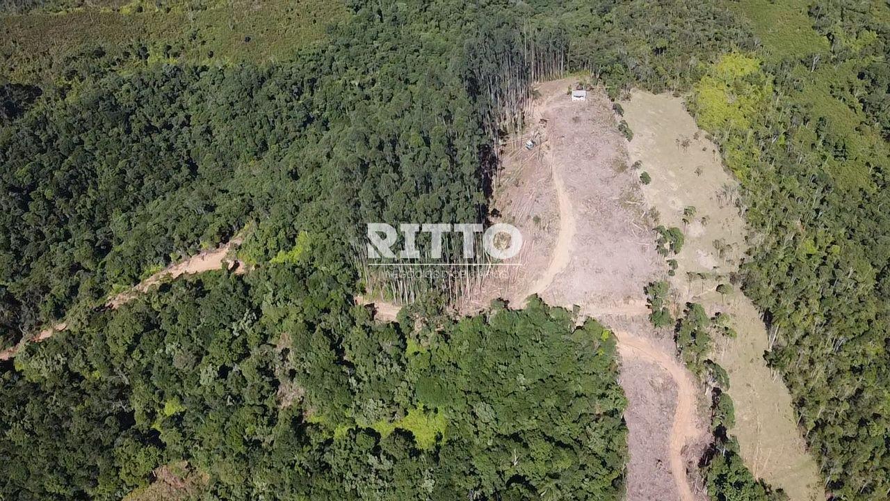 Fazenda/Sítios/Chácaras de 7080m² no bairro CARMELO DE DENTRO, em São João Batista | Eu Corretor