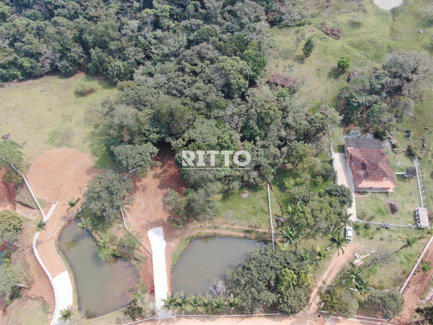 Fazenda/Sítios/Chácaras de 8044m² no bairro MOURA, em Canelinha | Eu Corretor