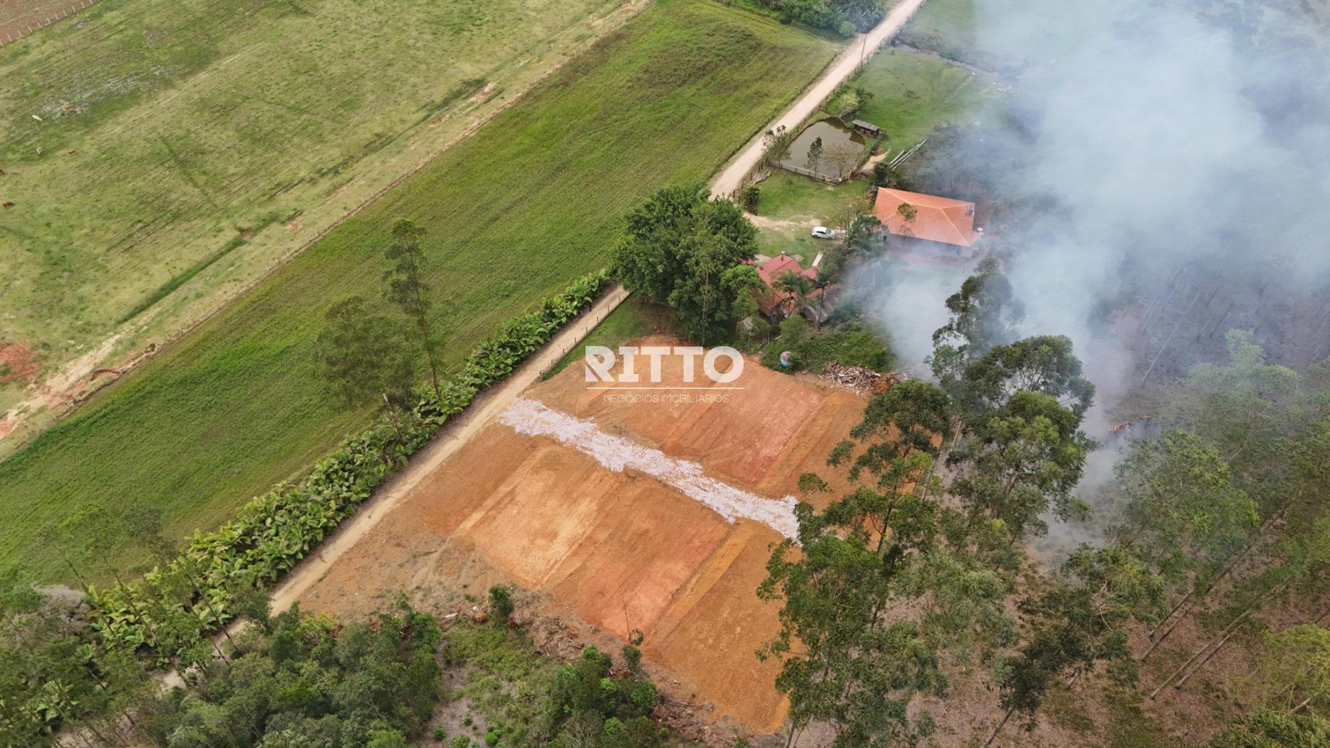 Fazenda/Sítios/Chácaras de 400m² no bairro TERRA NOVA, em Tijucas | Eu Corretor