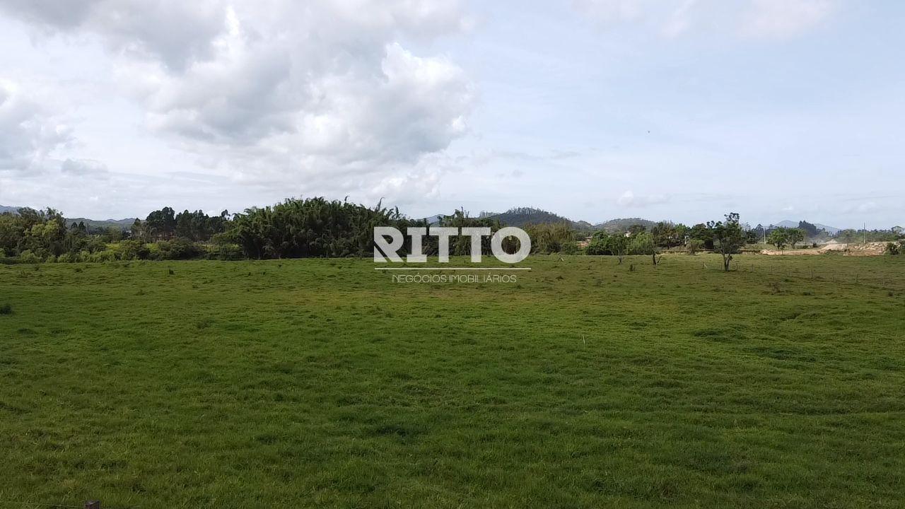 Lote/Terreno no bairro PAPAGAIO, em Canelinha | Eu Corretor