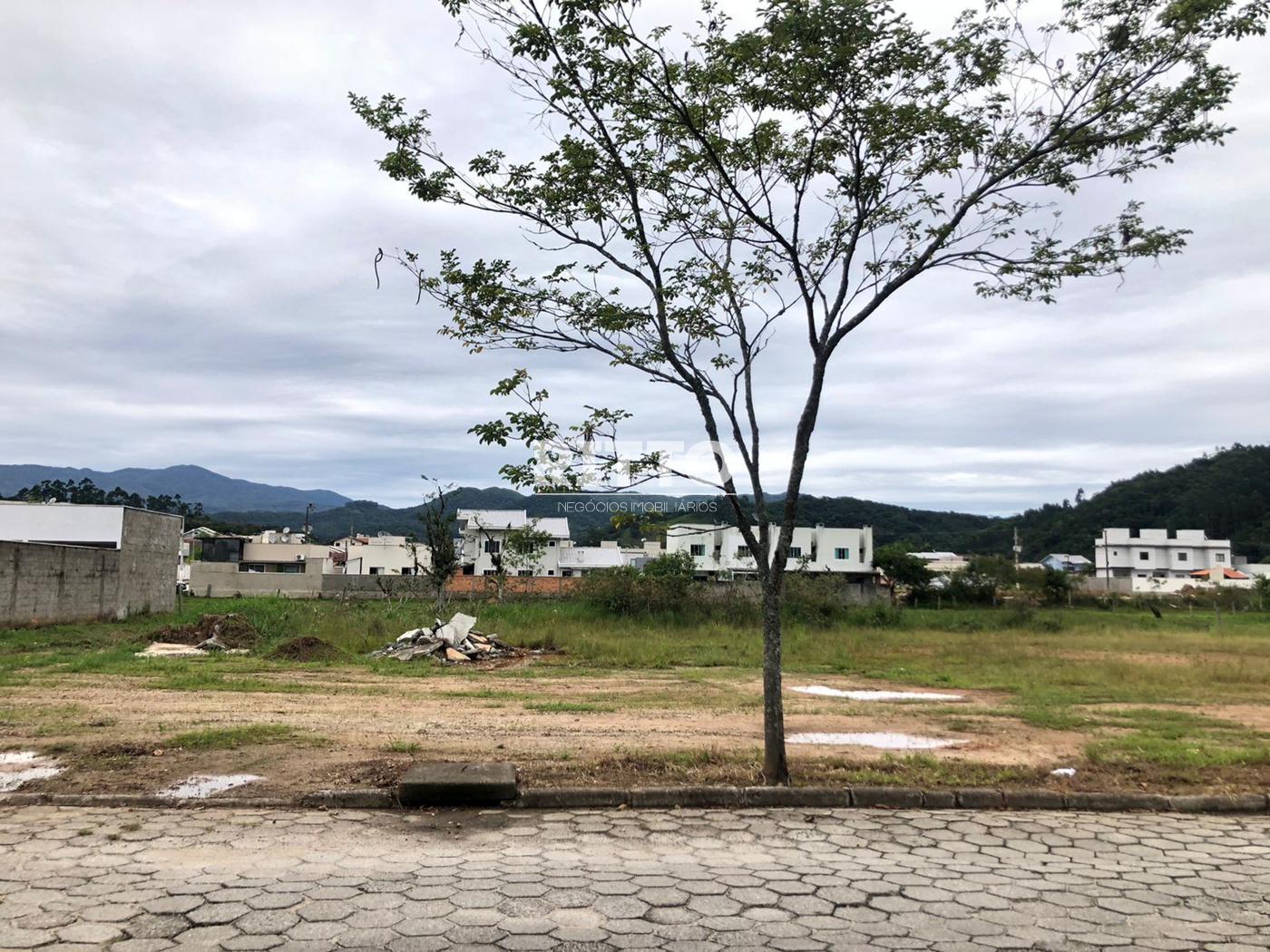 Lote/Terreno de 453m² no bairro TAJUBA 2, em São João Batista | Eu Corretor