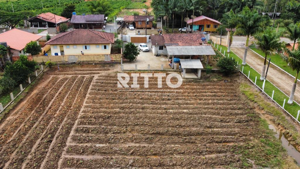 Lote/Terreno de 2400m² no bairro Moura, em Canelinha | Eu Corretor