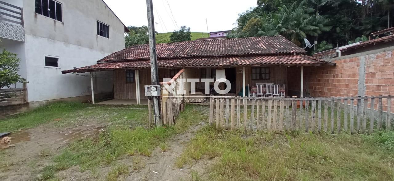 Casa de 2 quartos, 308m² no bairro Carmelo, em São João Batista | Eu Corretor