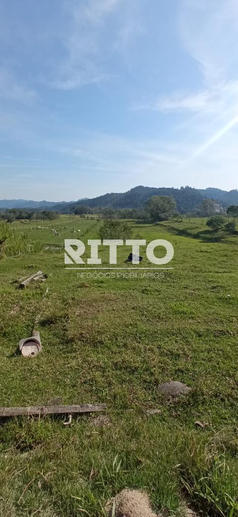 Fazenda/Sítios/Chácaras de 11500m² no bairro Fernandes, em São João Batista | Eu Corretor