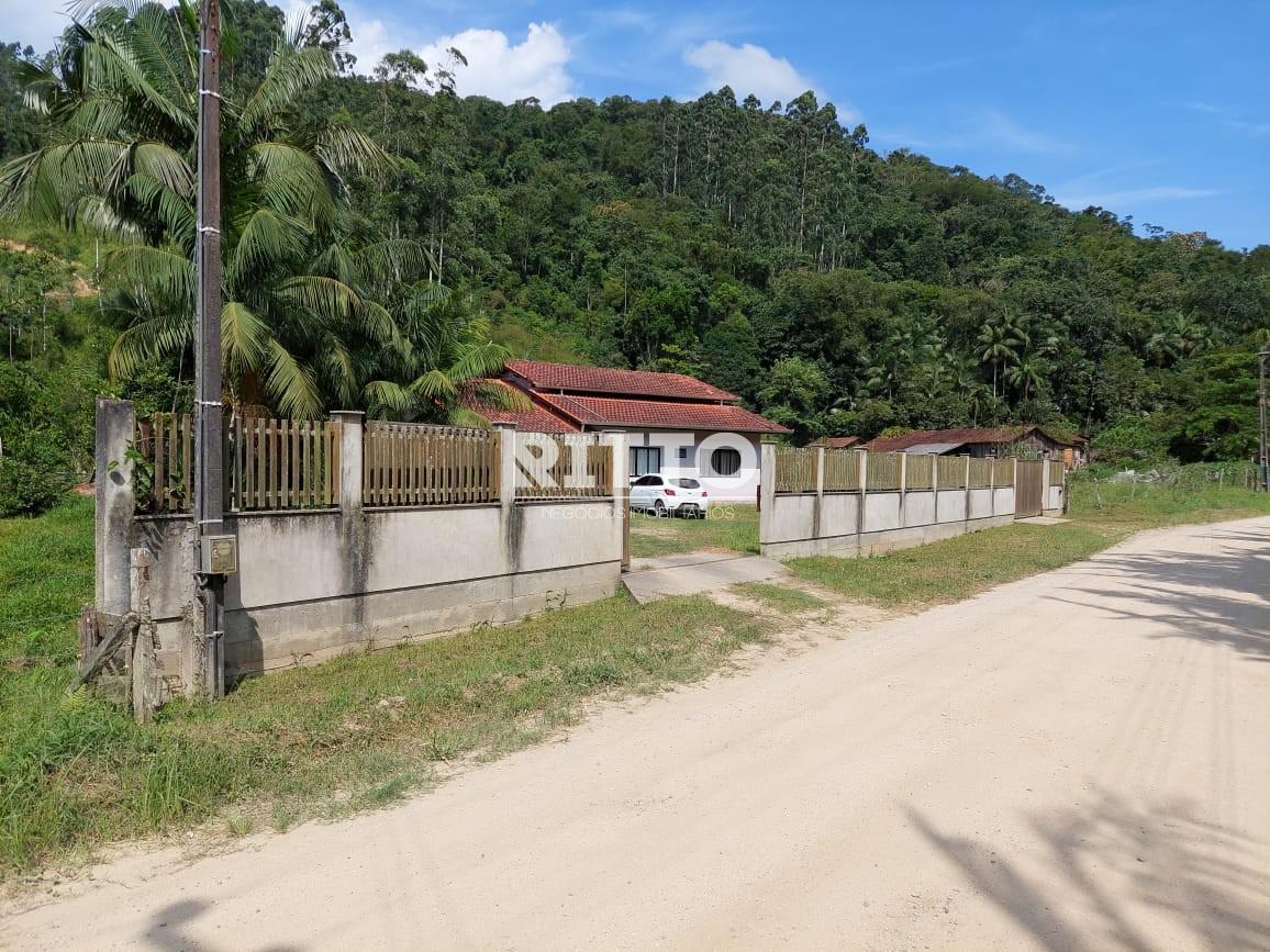 Lote/Terreno de 65000m² no bairro Macacos, em Camboriú | Eu Corretor