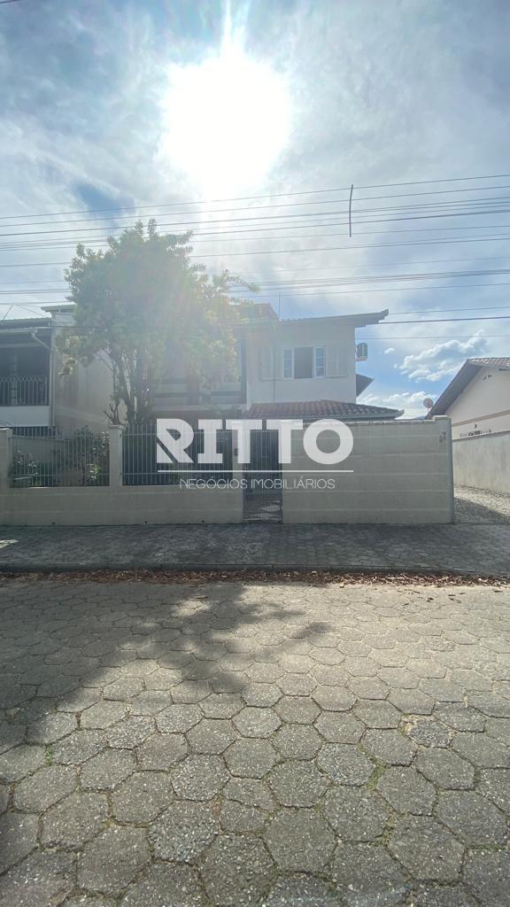 Casa de 4 quartos, 240m² no bairro CENTRO, em São João Batista | Eu Corretor